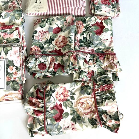 Croscill Arbor Rose complete bedding pillows and curtain set - Picture 4 of 16